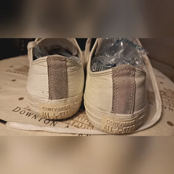 Converse Chuck Taylor's. White with Gold Tone Hardware. w 9 1\2 m 7 1\2 - Picture 9 of 16